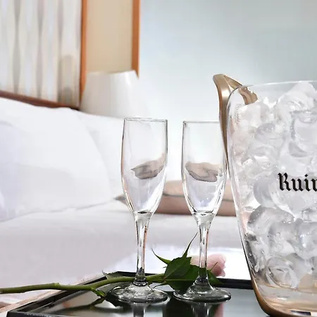 Hotell Constantinou Bros Pioneer Beach Hotel