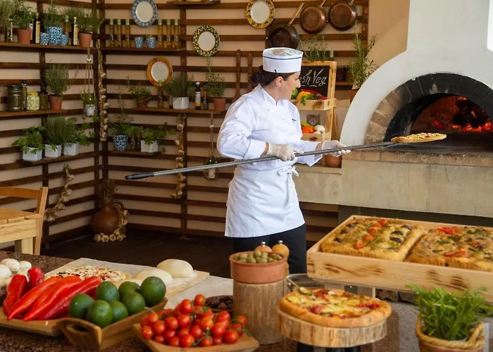 Constantinou Bros Pioneer Beach Hotel Πάφος