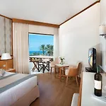 Constantinou Bros Pioneer Beach Hotel